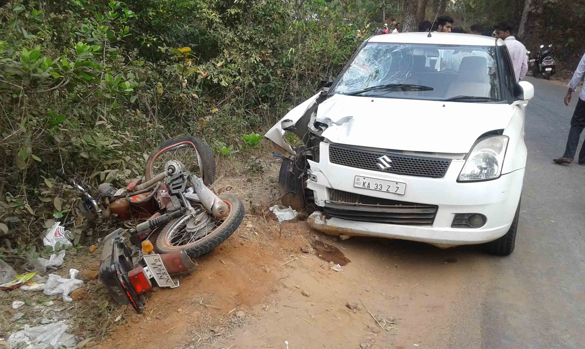 ವಿಟ್ಲ: ಕಾರು - ಬೈಕ್ ಡಿಕ್ಕಿ, ಸವಾರರಿಬ್ಬರ ಸಾವು